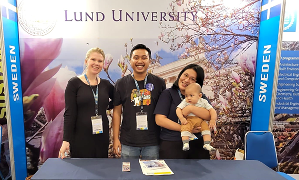 Cicilia with alumni Awan and Cynthia – and baby Lund