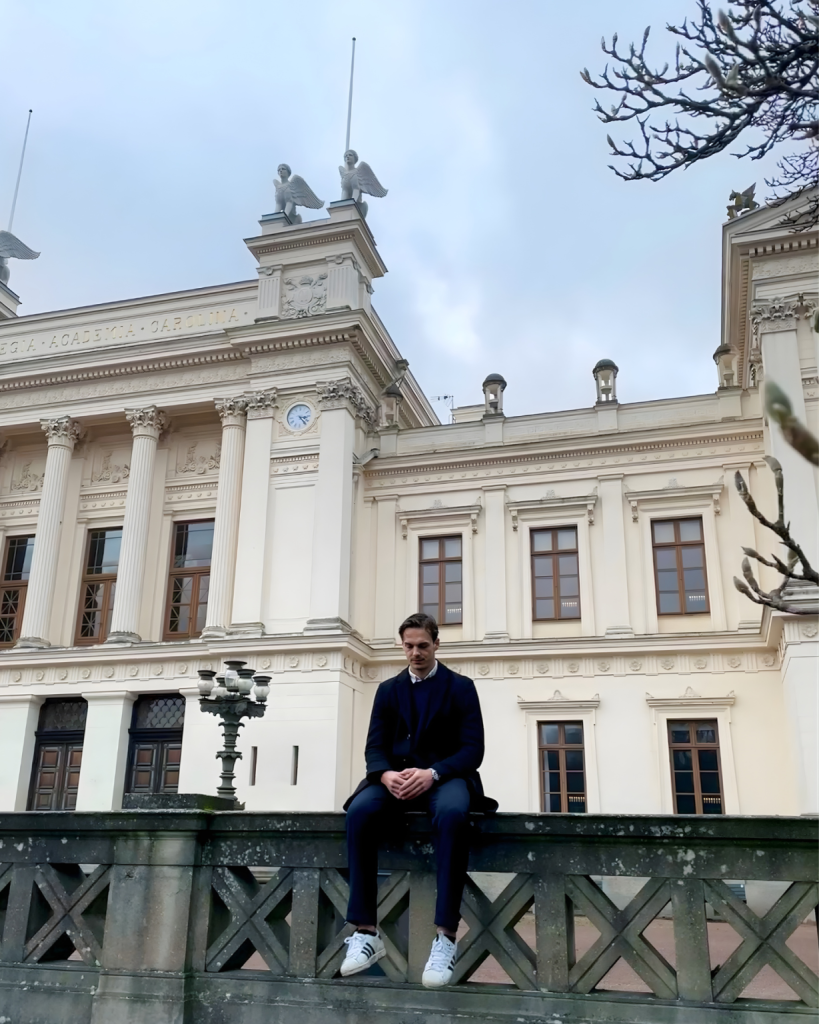 Love Jansson outside Lund University main building